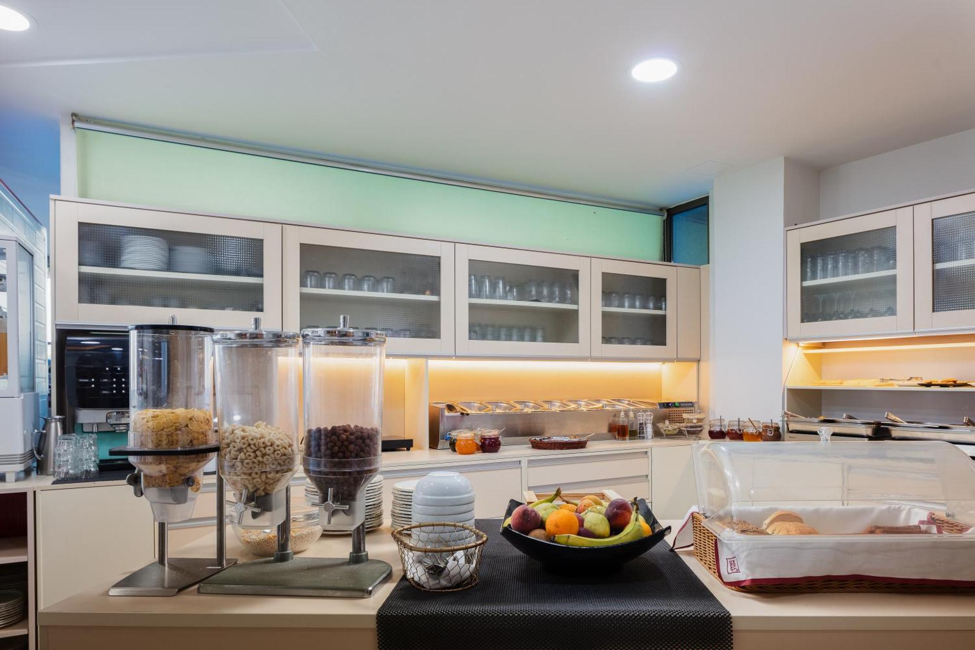 ريثيمنو Steris Elegant Beach Hotel & Apartments المظهر الخارجي الصورة