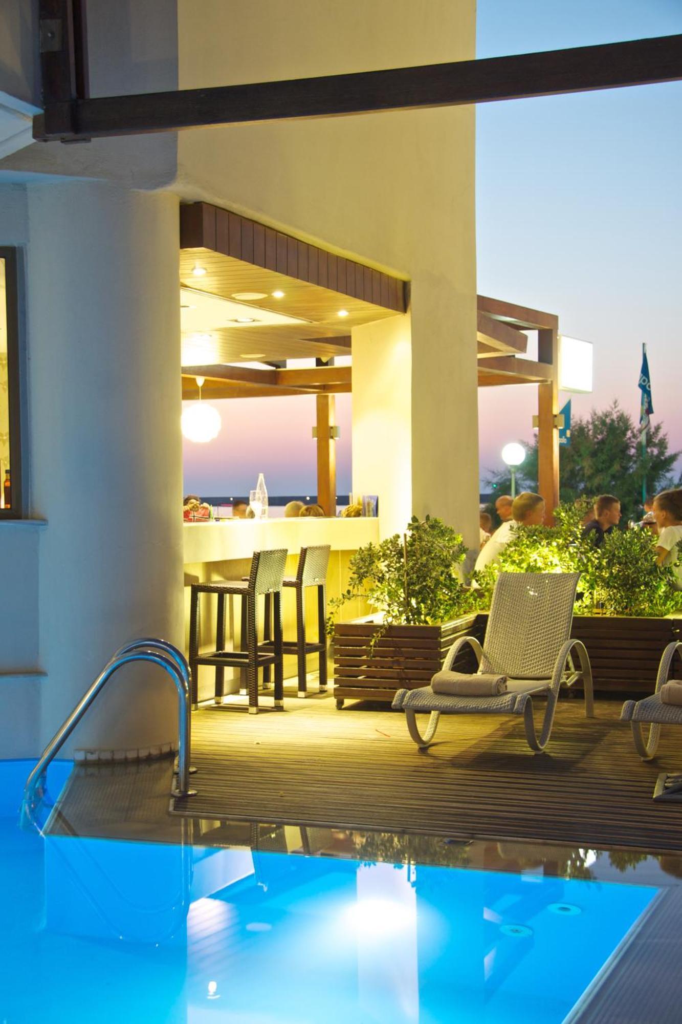 ريثيمنو Steris Elegant Beach Hotel & Apartments المظهر الخارجي الصورة