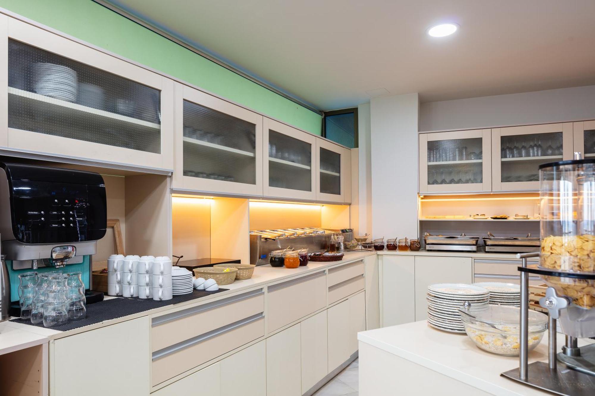 ريثيمنو Steris Elegant Beach Hotel & Apartments المظهر الخارجي الصورة